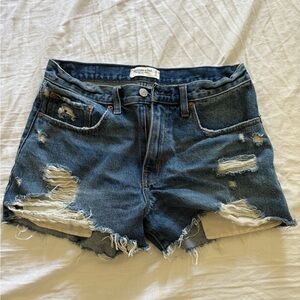 Abercrombie & Fitch The Boyfriend Short Mid Rise size 28/6